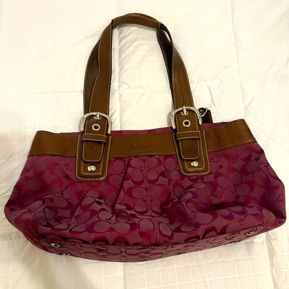 Authentic Coach purse - Picture 1 of 1
